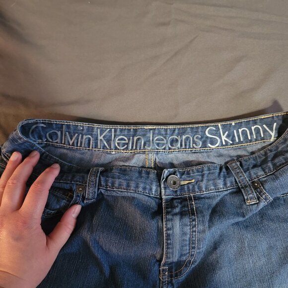 Calvin Klein Jeans Womens 10 Blue Skinny Faded Medium Wash Mid Rise Stretch - Picture 6 of 11